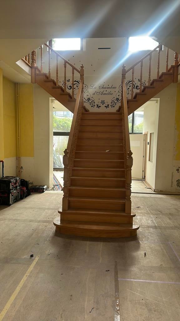 Escalier en bois, Enlèvement, Comme neuf