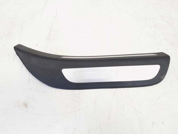 Bande décorative d'un Audi Q5, -, 3 mois de garantie, Audi, Utilisé