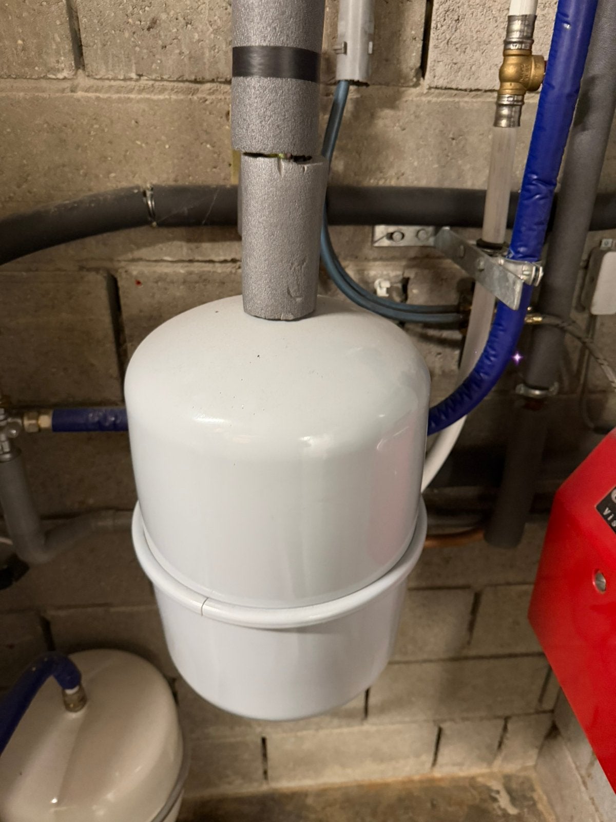 Vase d'expansion, Enlèvement, Utilisé, 3 à 5 ans, 20 à 100 litres