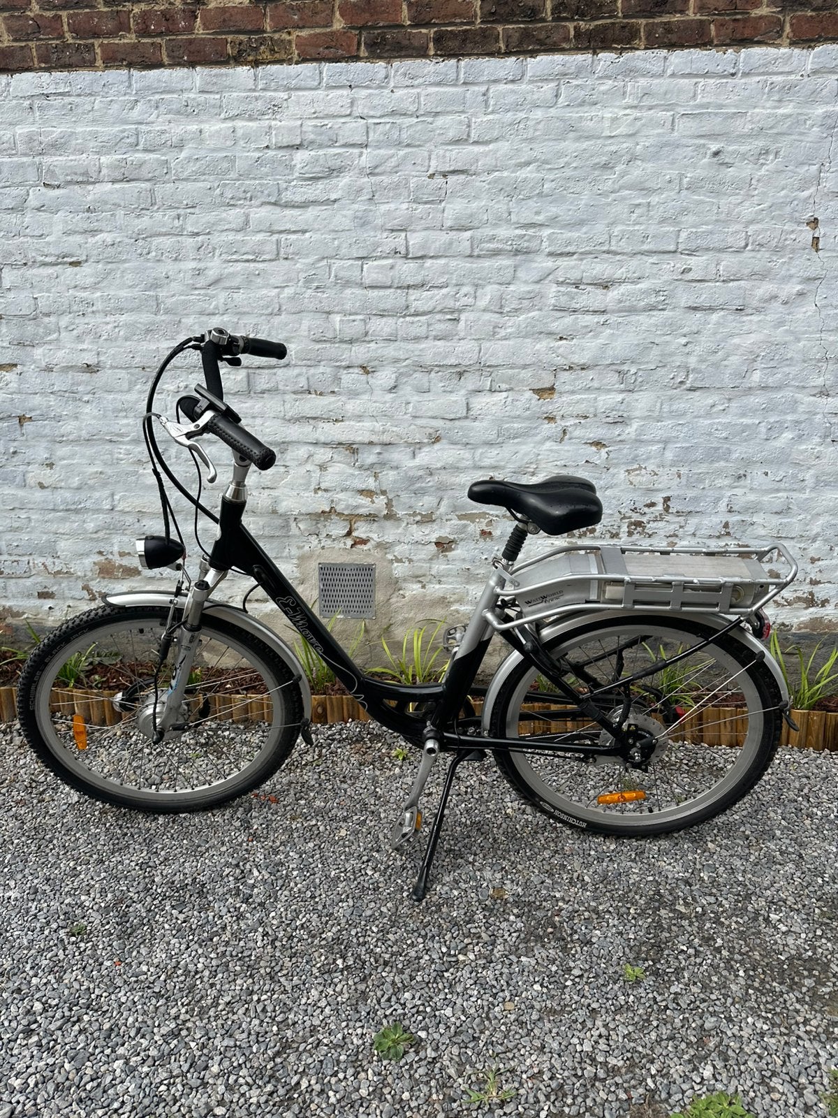 Elektrische fiets E move, Ophalen, Zo goed als nieuw