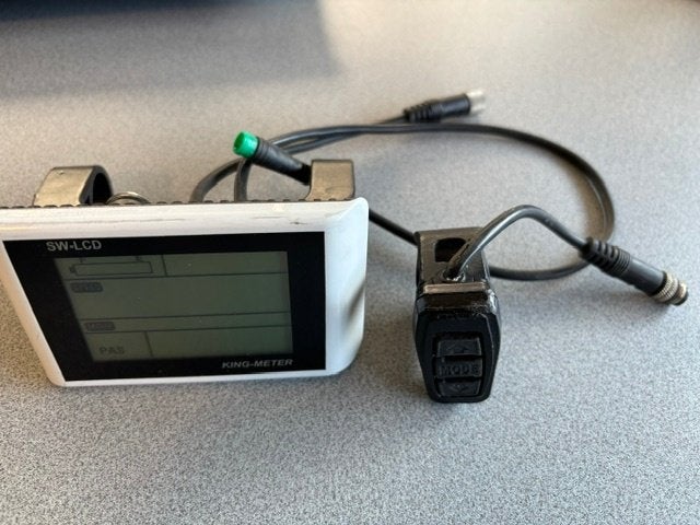 King-Meter SW-LCD display voor elektrische fiets, Fietsen en Brommers, Fietsaccessoires | Fietscomputers, Ophalen, Gebruikt