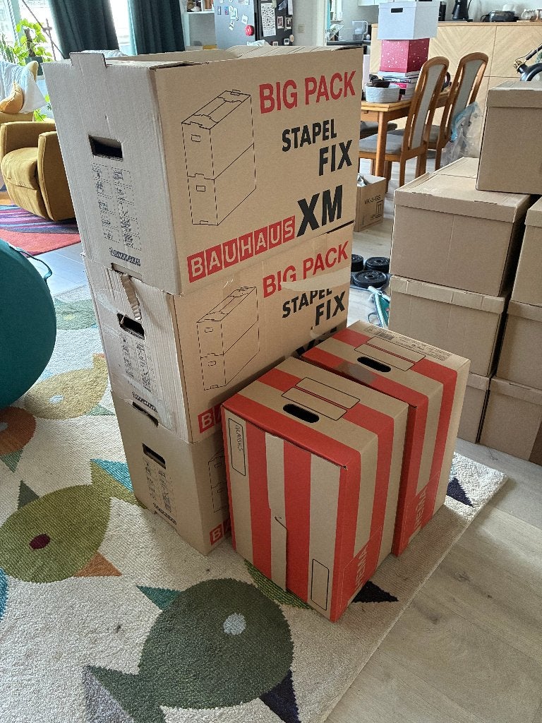 moving boxes /verhuisdozen, Ophalen
