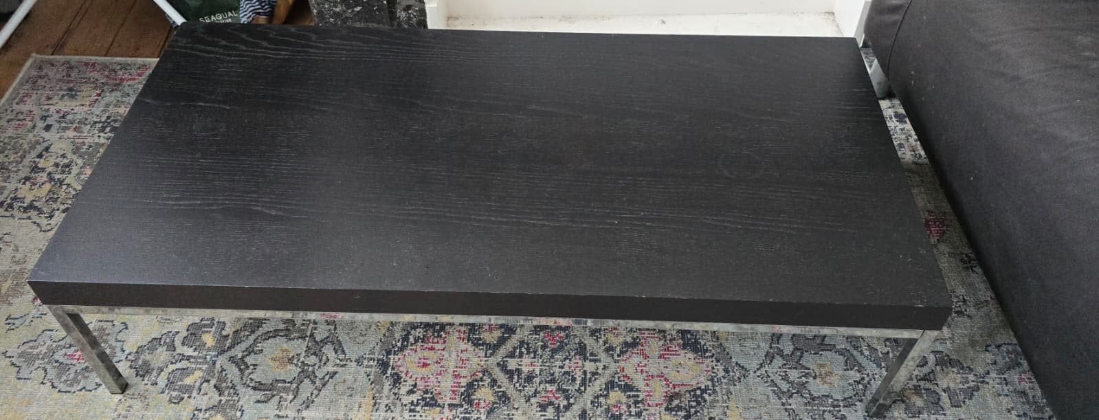 Table basse IKEA KLUBBO - Bois noir et métal, Maison & Meubles, Autres essences de bois, Comme neuf, Enlèvement, Rectangulaire