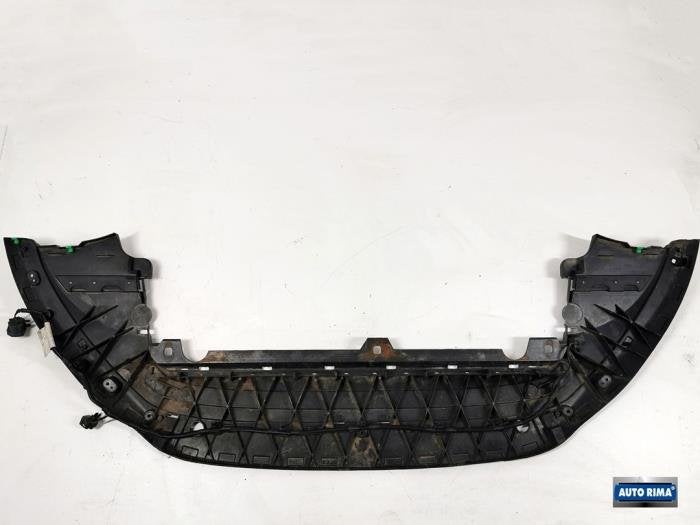 Bumper onderplaat van een Volvo V60, Gebruikt, -, -, Ophalen of Verzenden