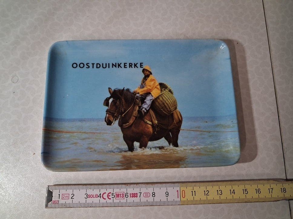 vintage geldschaal souvenier paardevisser oostduinkerke, Handtassen en Accessoires, Ophalen of Verzenden