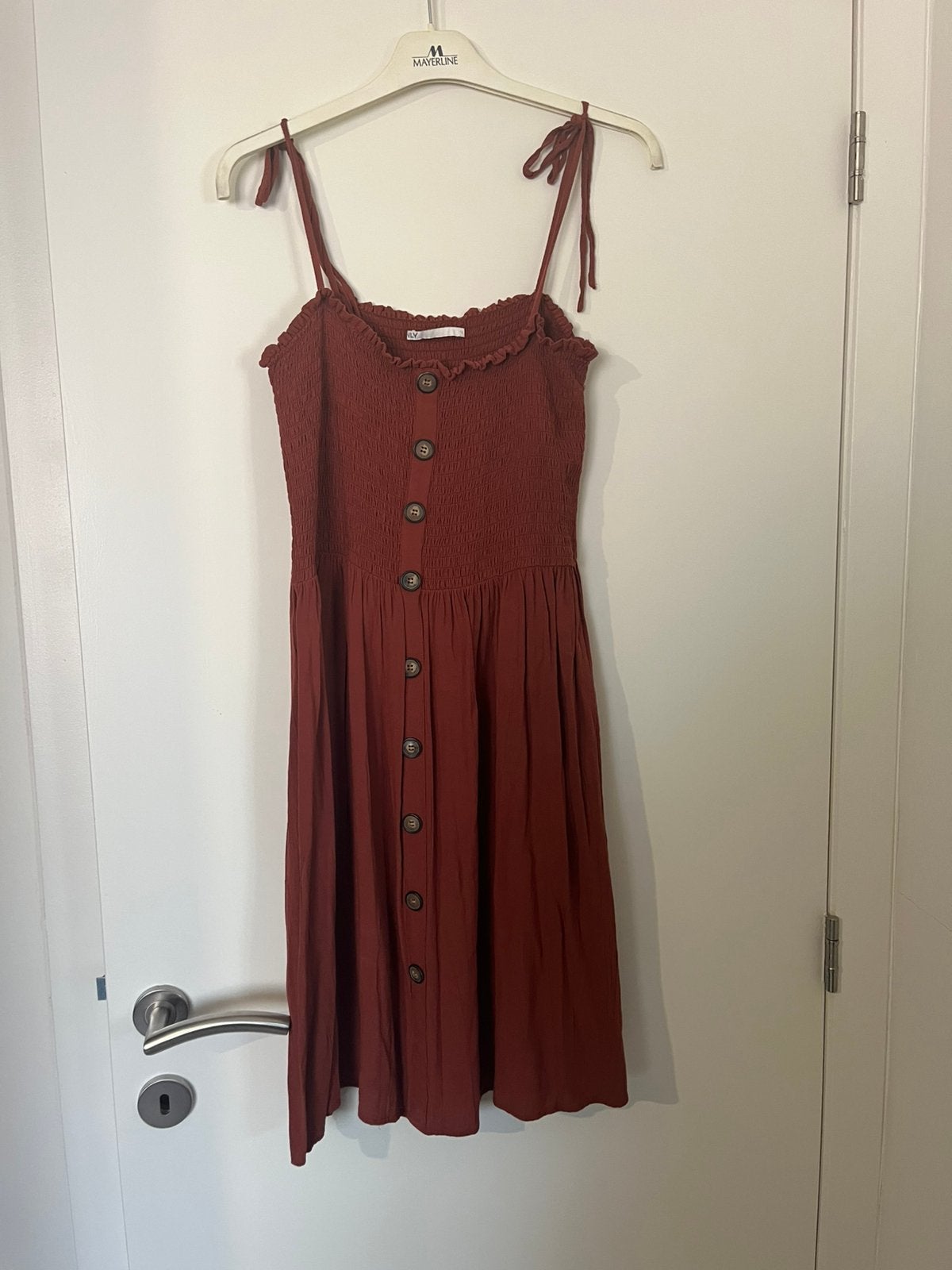 Kleedje met knopjes, Kleding | Dames, Jurken, Maat 42/44 (L), Ophalen of Verzenden, Zo goed als nieuw, Boven de knie