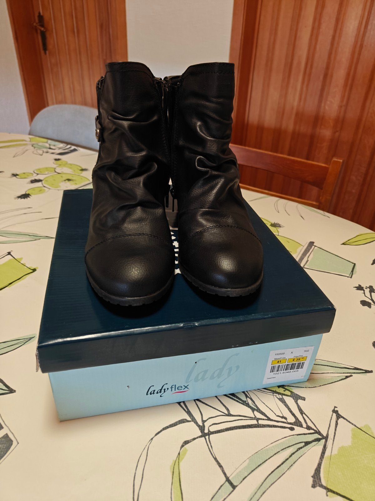 nieuwe laarsjes Ladyflex maat 41, Kleding | Dames, Ophalen of Verzenden