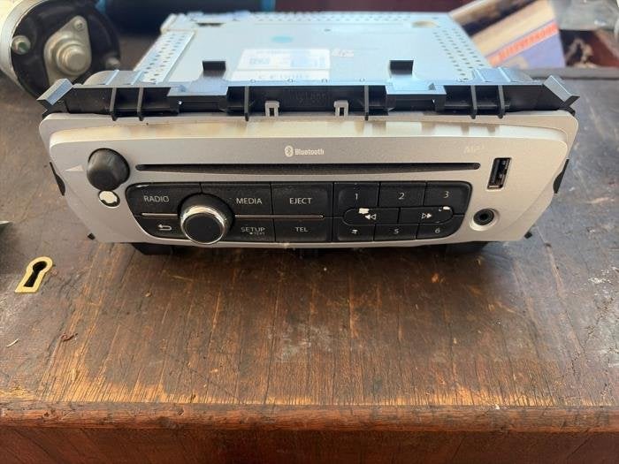 Radio/Lecteur CD d'un Renault Twingo, Renault, -, 3 mois de garantie, Utilisé
