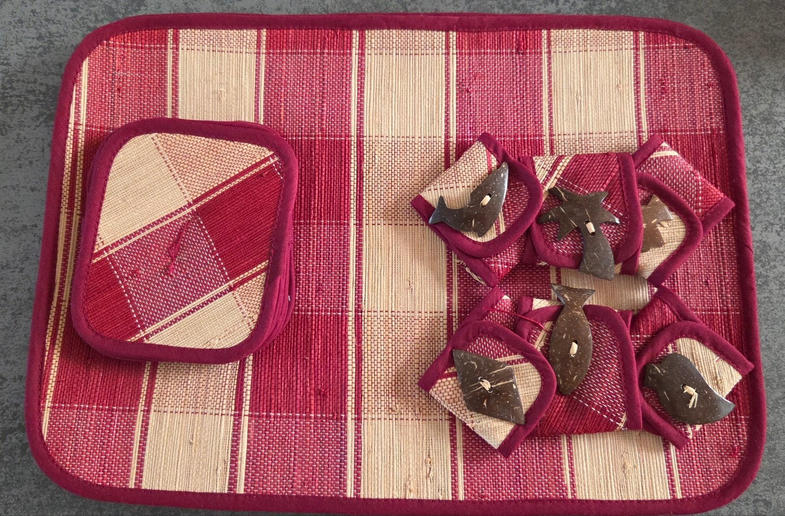 Lot de 6 sets de table+sous-verres+ rond serviettes NEUFS, Maison & Meubles, Enlèvement ou Envoi