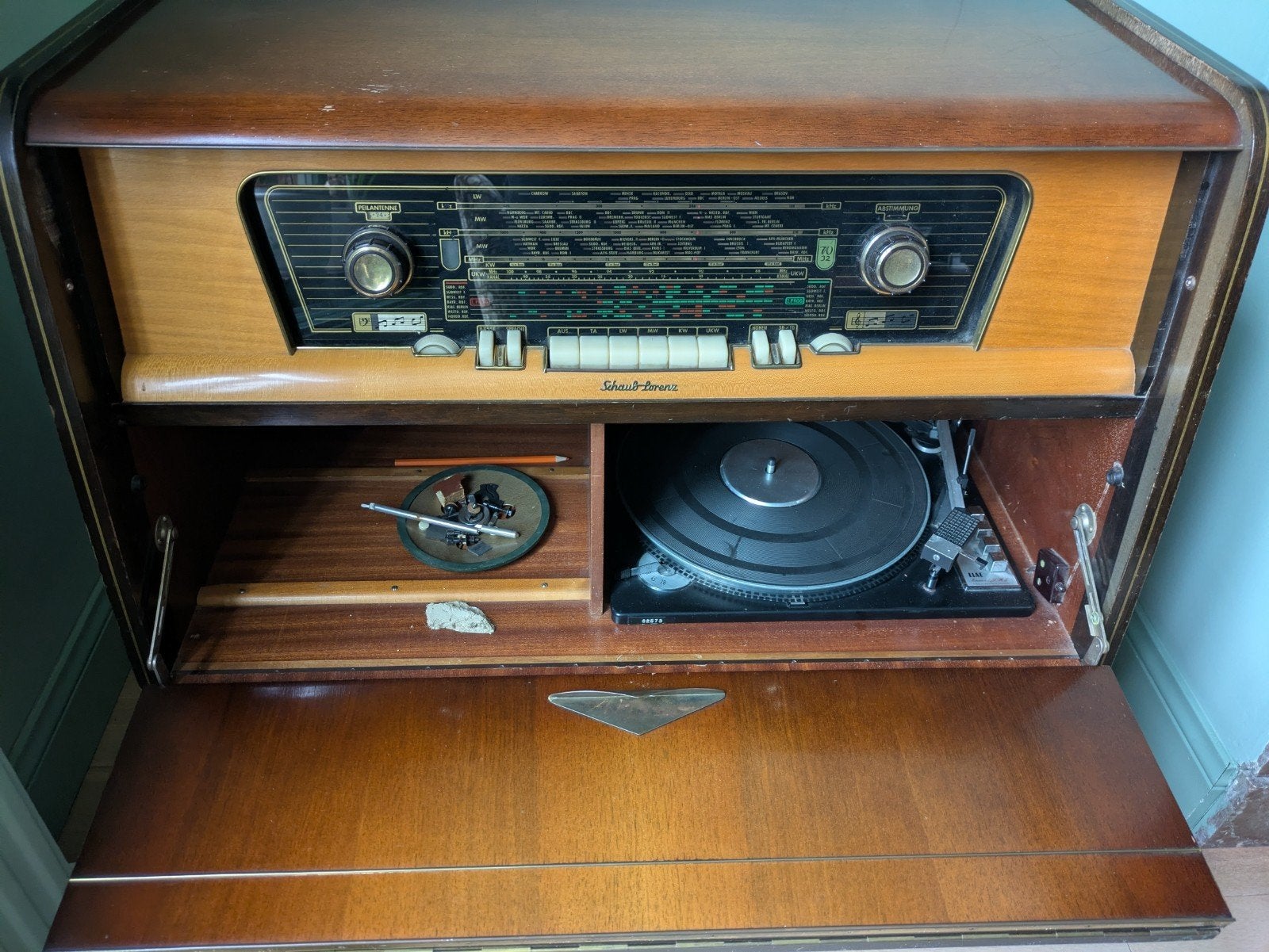 vintage radiokast, Antiek en Kunst, Ophalen
