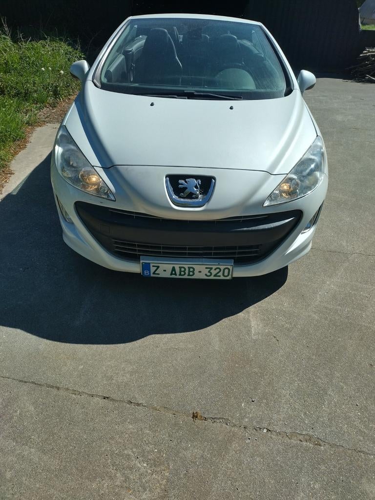 Peugeot 308 cabrio met olie lek, Autos, Cuir, Euro 5, Achat, Capteur de lumière