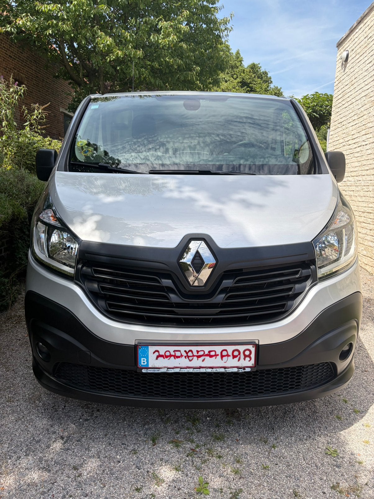 Renault Trafic 1.6 dCi L1H1 Grand Confort, Autos, Argent ou Gris, Euro 6, Boîte manuelle, 5 portes