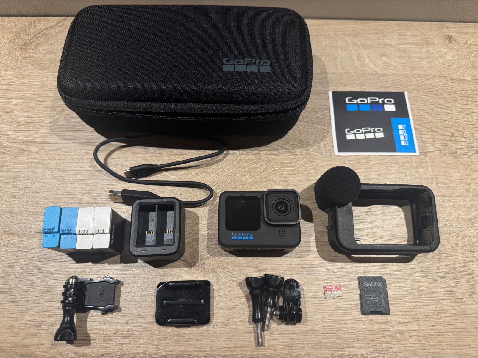 GoPro Hero Black 10 + accessoires, Ophalen, Zo goed als nieuw, GoPro