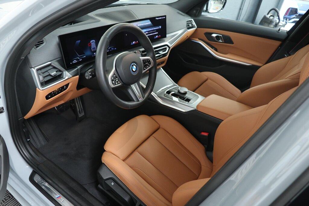BMW 330 e Touring M-Sport Pro Drive Assist Prof Harman Kard, 0 kg, Argent ou Gris, Euro 6, 0 kg