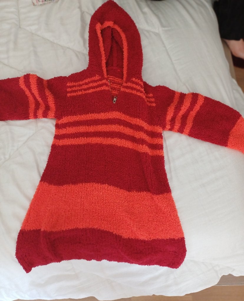 Trui, Kinderen en Baby's, Kinderkleding | Overige, Ophalen, Nieuw, Geen merk, Jongen of Meisje