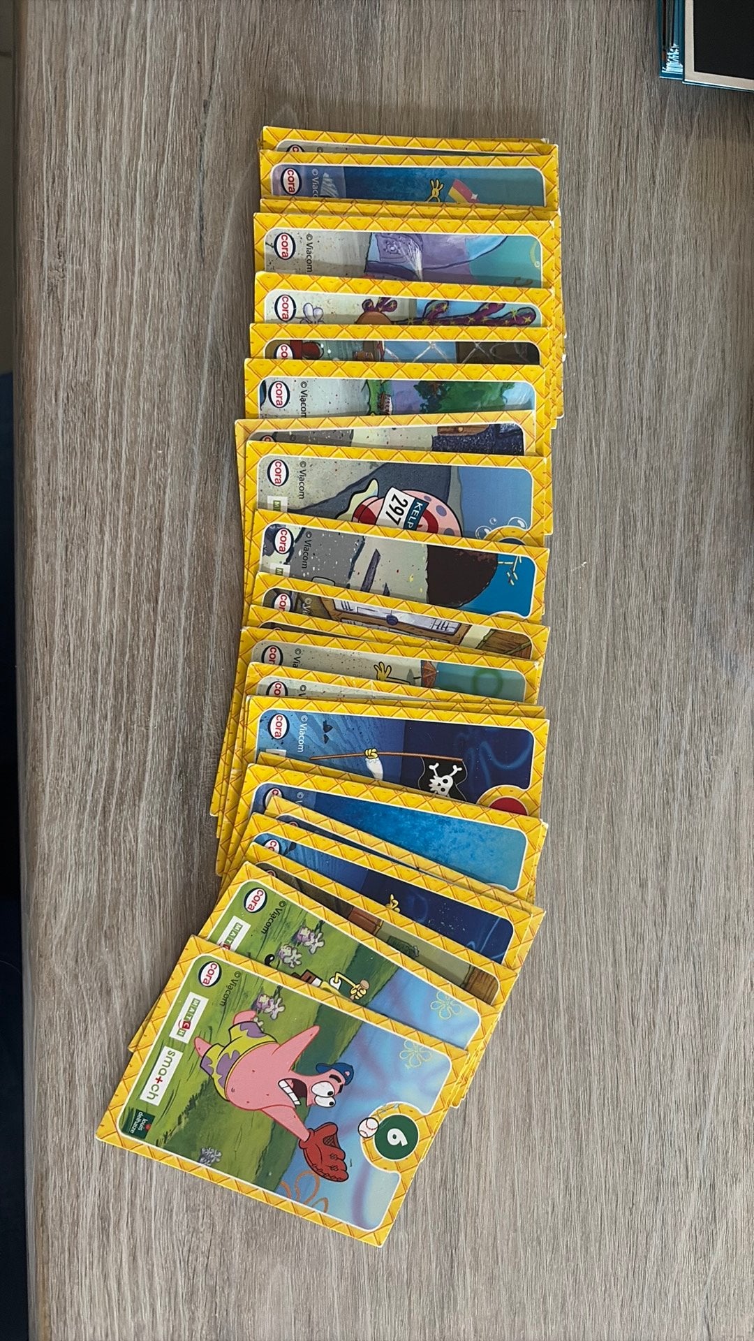 26 cartes bob l’eponges, Enlèvement, Comme neuf