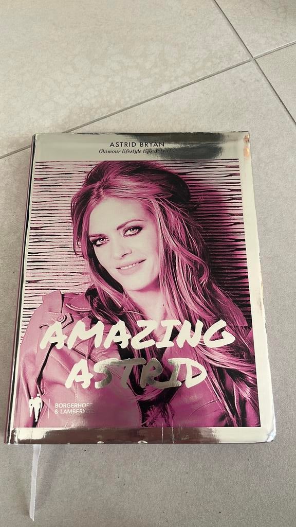 Astrid Bryan - Amazing Astrid, Boeken, Mode, Ophalen