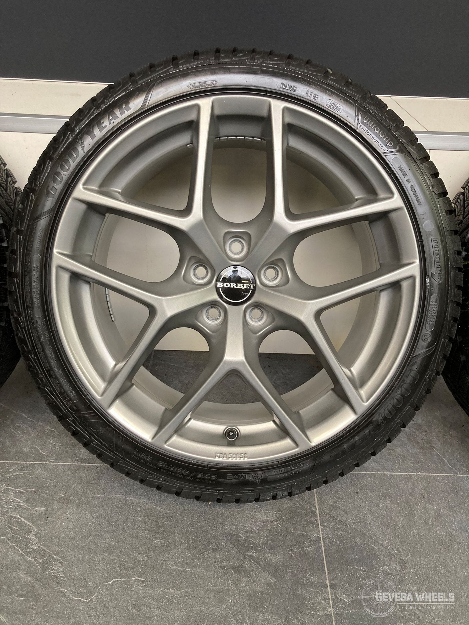 18” Ford Focus MK4 velgen + winterbanden 5x108 235/40/18, Auto-onderdelen, Banden en Velgen, 18 inch, Gebruikt, -, -