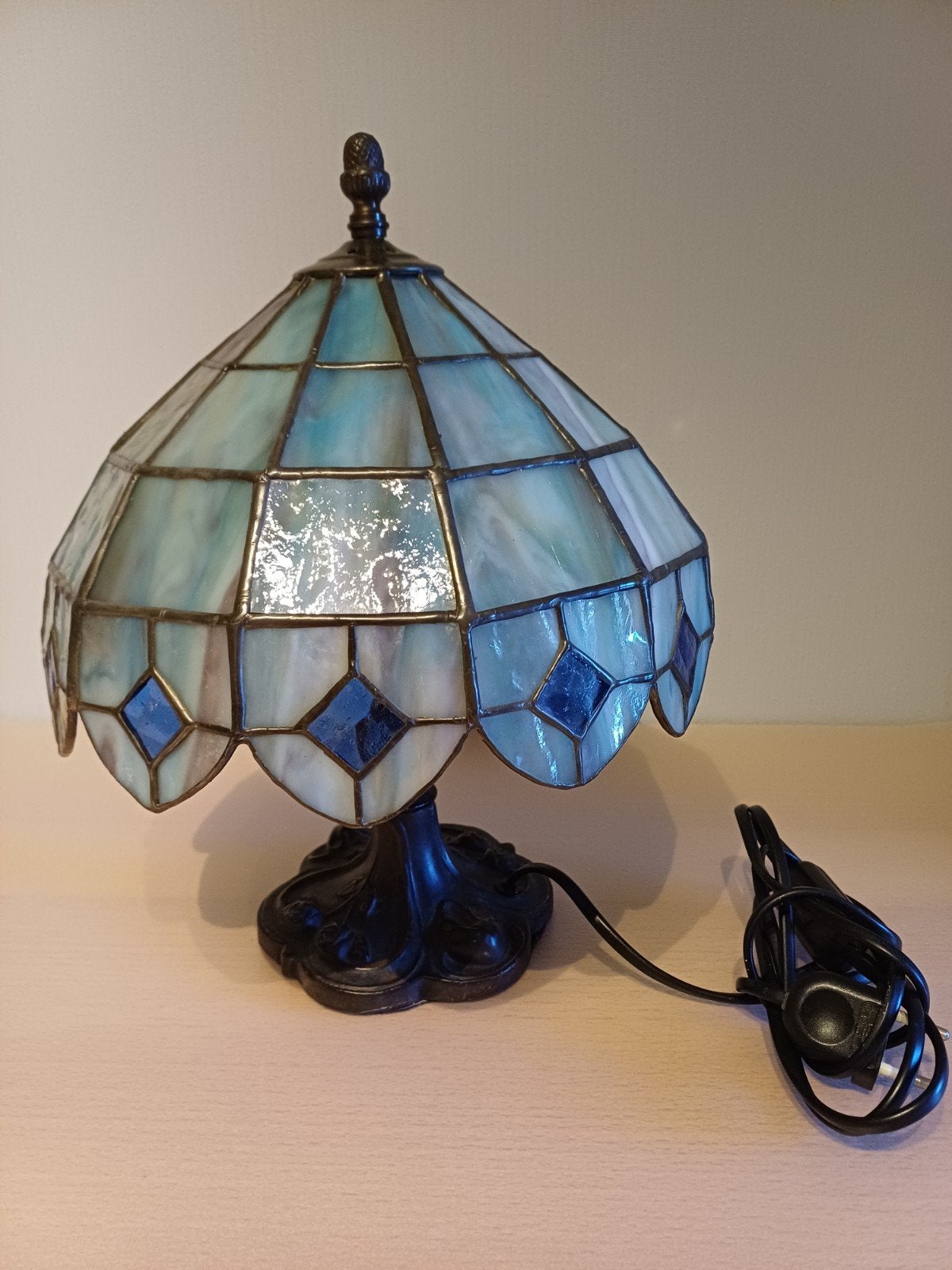 Tiffany tafellamp, Ophalen, Glas