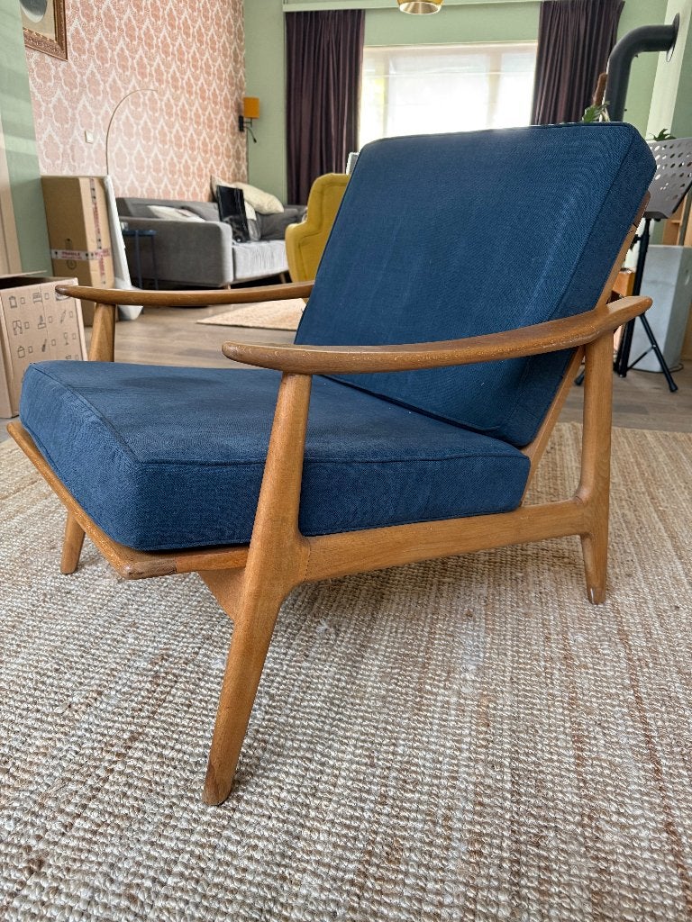 Vintage fauteuil – Made in Yugoslavia – jaren '60/'70, Huis en Inrichting, Fauteuils, Ophalen, Hout, Gebruikt, Minder dan 75 cm
