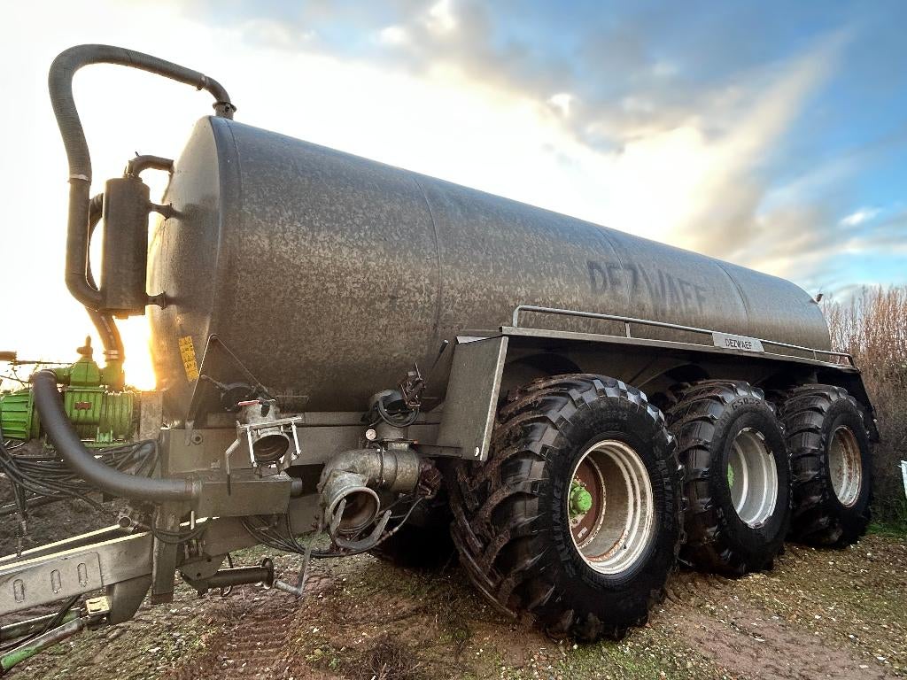 tridem Dezwaef 26000L, Ophalen, Akkerbouw, Gewasbescherming en Bemesting