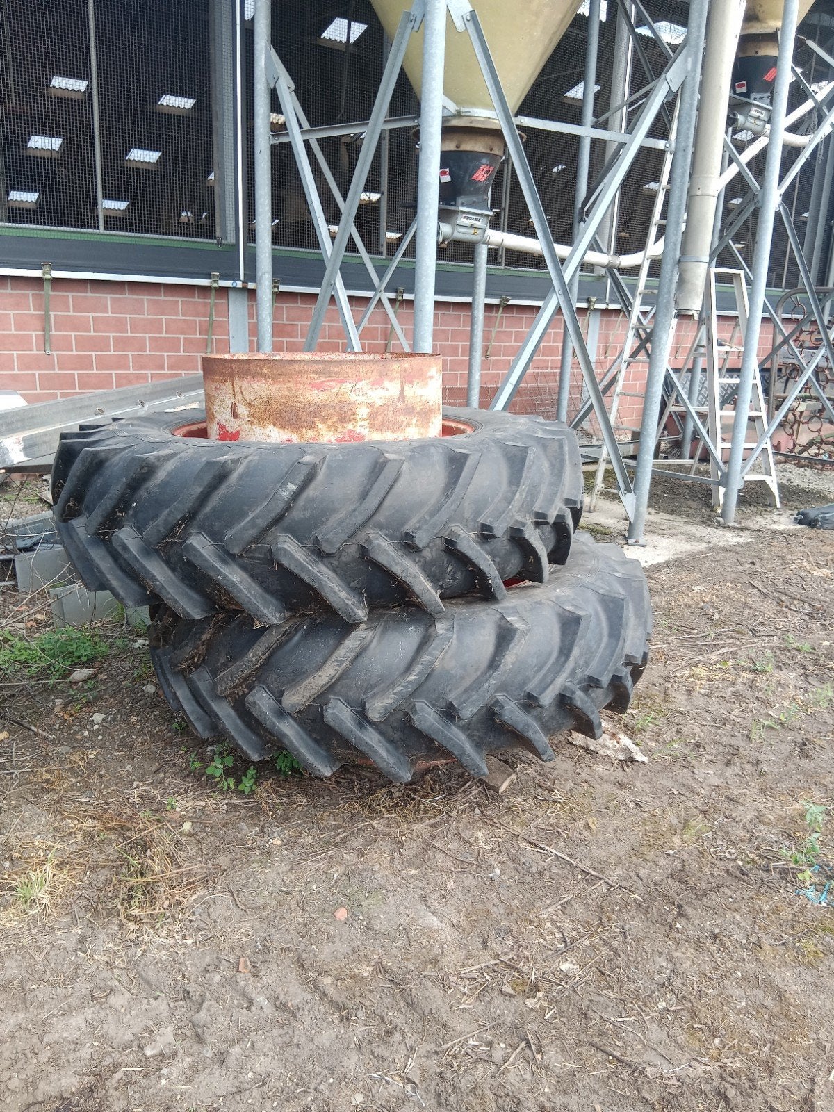 Dubbellucht wielen, Zakelijke goederen, Landbouw | Onderdelen | Banden, Velgen en Assen, Ophalen