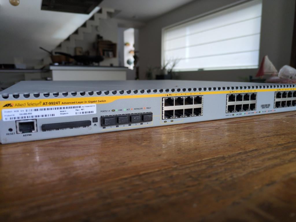 Switch layer 3 allied telesyn AT-9924T, Computers en Software, Ophalen