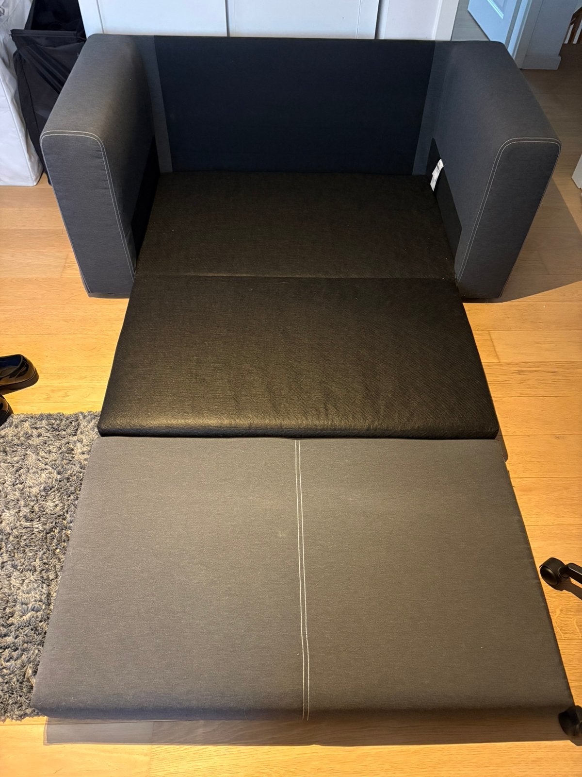 Canapé lit Ikea longeur 1m45 largeur 68cm hauteur 61cm, Maison & Meubles, Enlèvement, Comme neuf, Gris