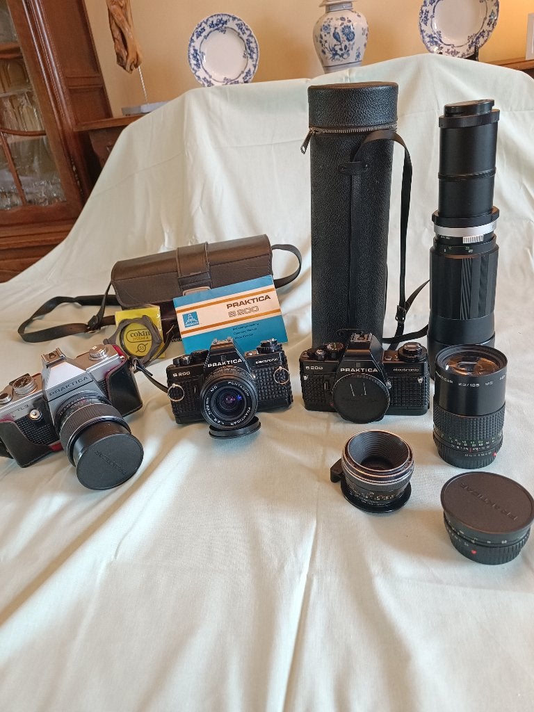 Praktica B 200 electronic, Autres types, Noir, Enlèvement, Utilisé