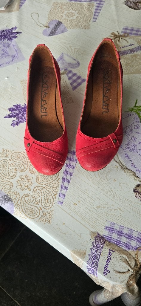 Pumps dames, Ophalen, Pumps, Gedragen, Rood