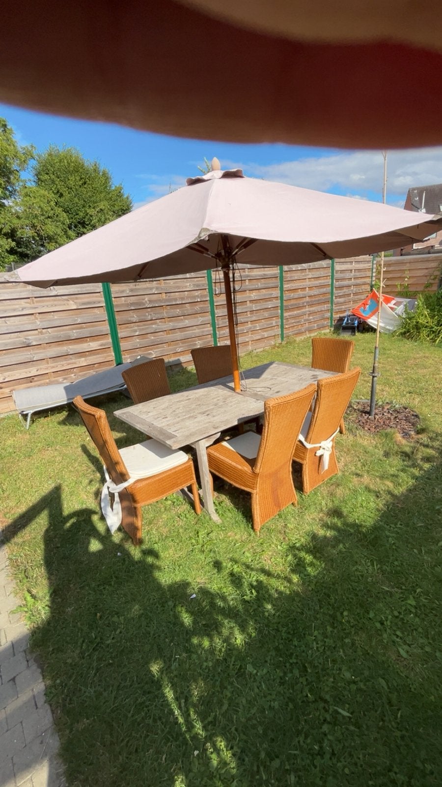 Tuin tafel x stoelen x parasol, Enlèvement, Comme neuf