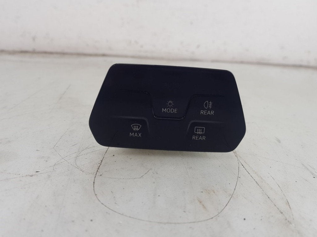 LICHTSCHAKELAAR Volkswagen Golf VIII (CD1) (01-2019/-), Gebruikt, Volkswagen