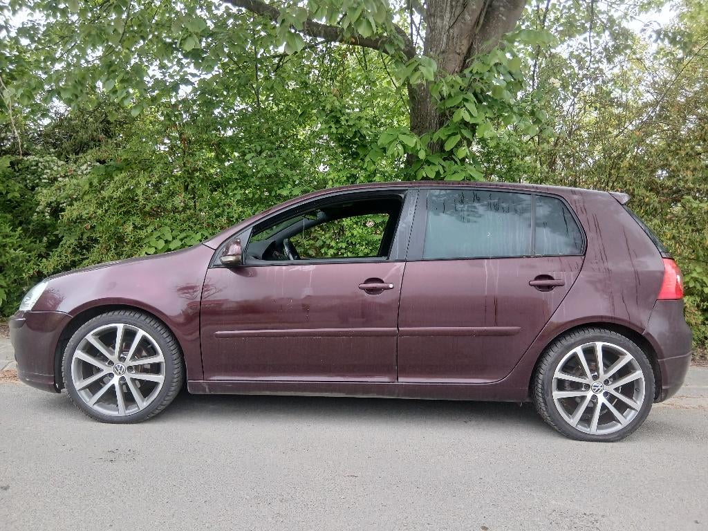 VW / GOLF 5 / 1.6 BENZINE /5 D / LEDER / A.C / INDIVIDUAL, Auto's, Volkswagen, 1600 cc, Leder, 5 deurs, 85 kW