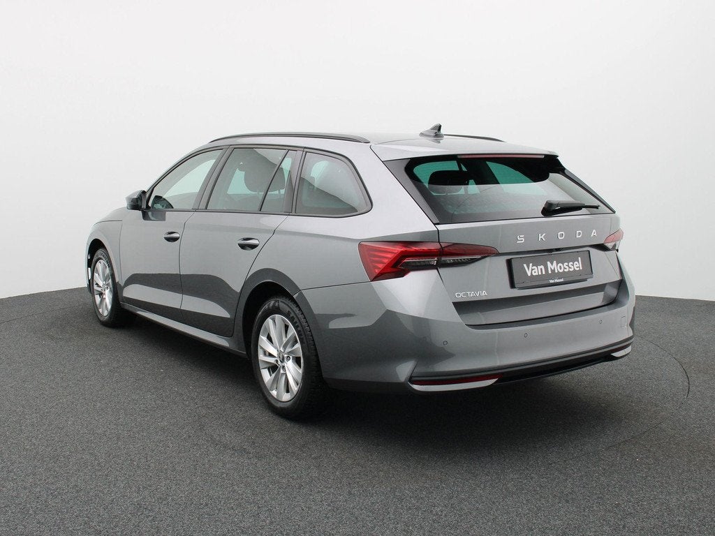 Skoda Octavia Combi 1.5 TSI eTec 110kW DSG7 SELECTION, Auto's, Stof, 110 kW, 5 deurs, https://public.car-pass.be/vhr/3fe24094-3ba5-48e2-981c-bf5e14324d57