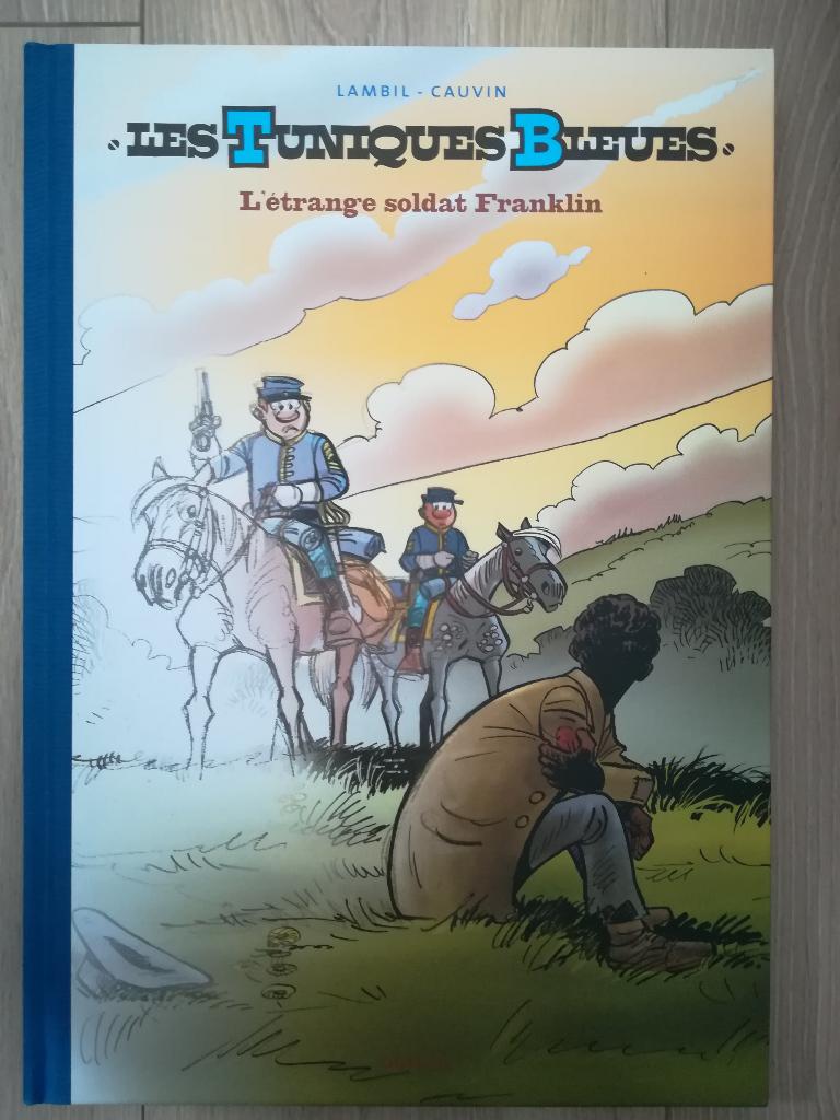 Blauwe tunieken - 61. TL 2017 + boekenplaat, Ophalen of Verzenden, Nieuw