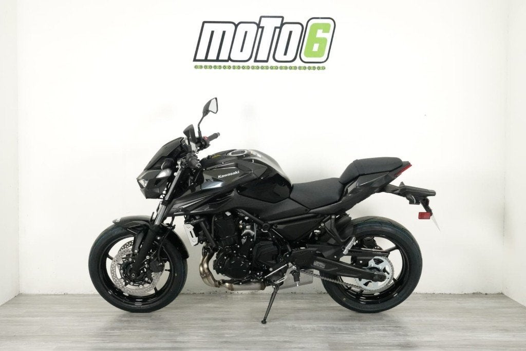 Kawasaki Z650 S A2 demo, 2 cilinders, Occasion, Bedrijf, Minimaal motorrijbewijs A2