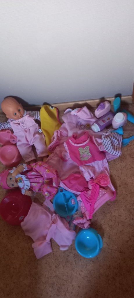 Popjes met toebehoren, Kinderen en Baby's, Ophalen, Zo goed als nieuw