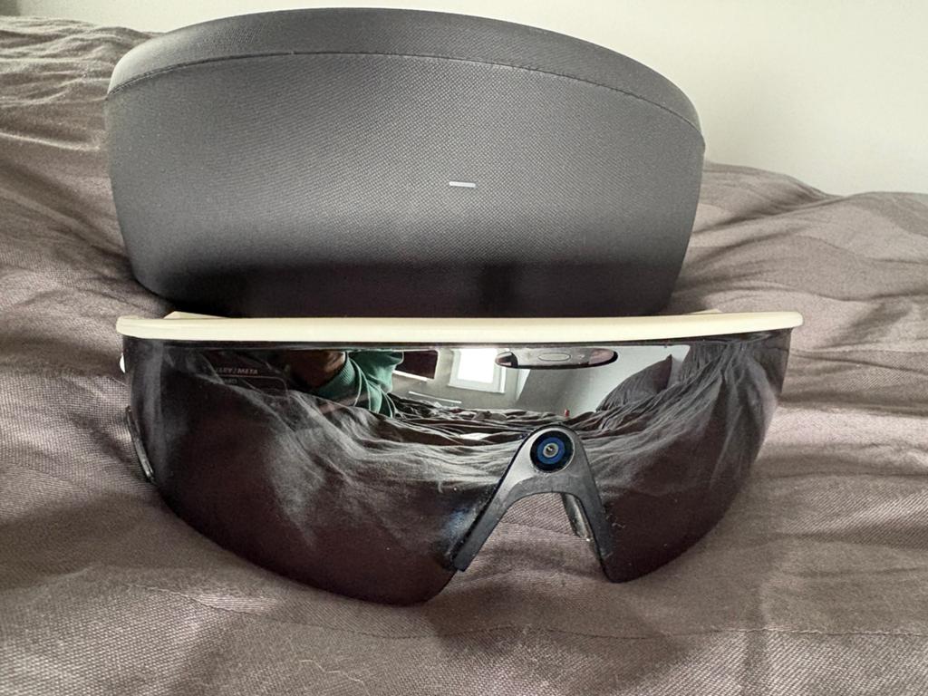 Oakley Meta Smart Glasses, Ophalen of Verzenden, Zo goed als nieuw, Bril, Oakley