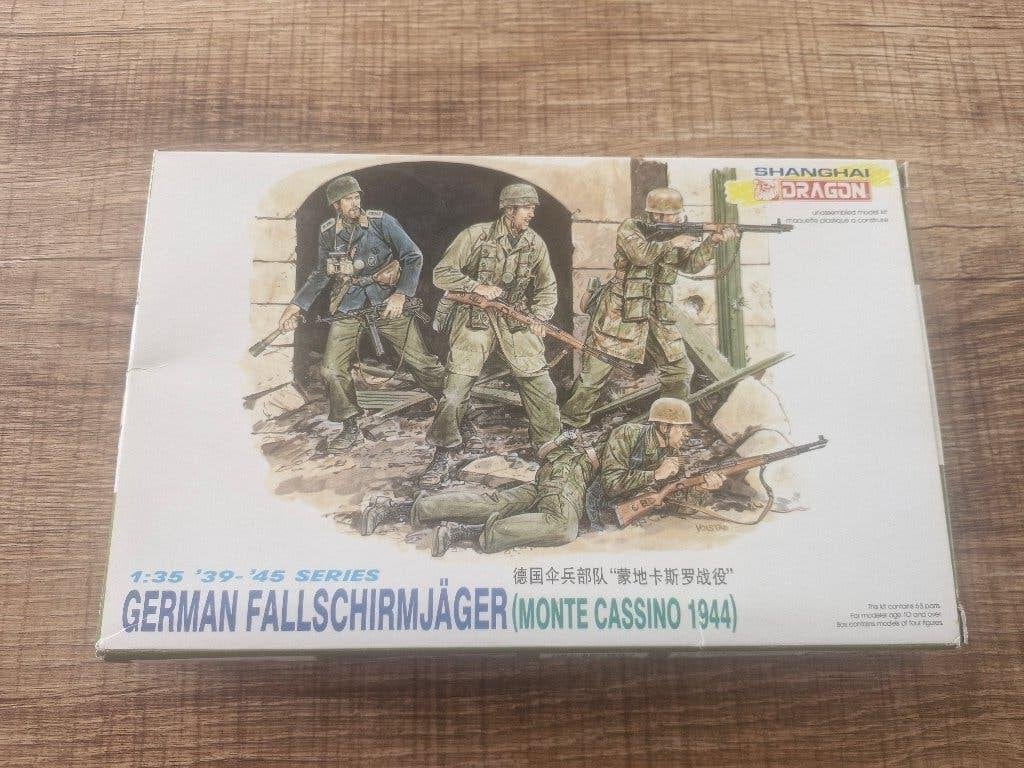 Dragon 1/35 German Fallschirmjäger Monte Cassino 1944, Ophalen of Verzenden, Nieuw, 1:35 tot 1:50, Figuur of Figuren