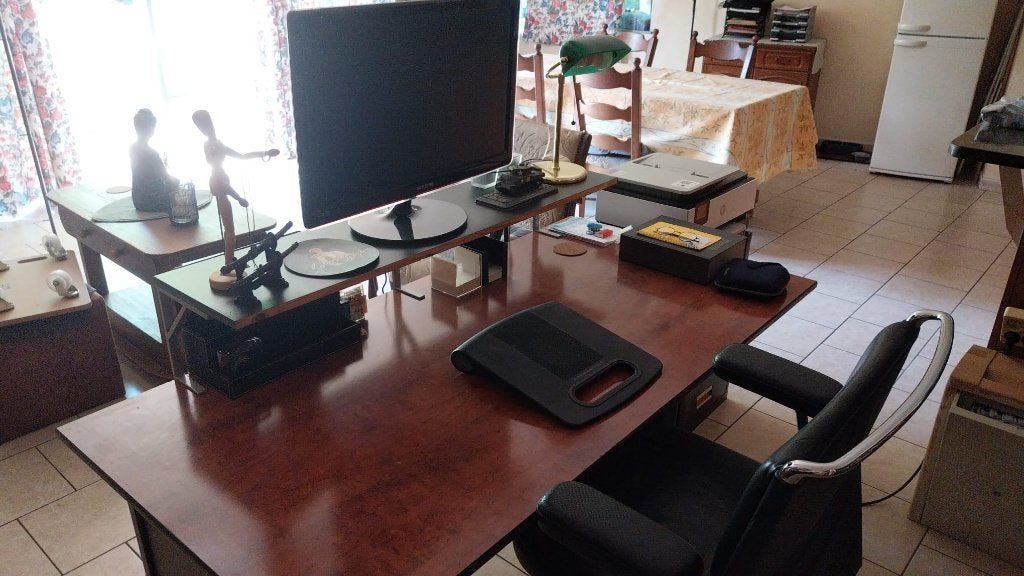 Grand Bureau avec tablette amovible pour écran, Maison & Meubles, Bureaux, Utilisé, Autres types, Autres marques, Moderne, Métal