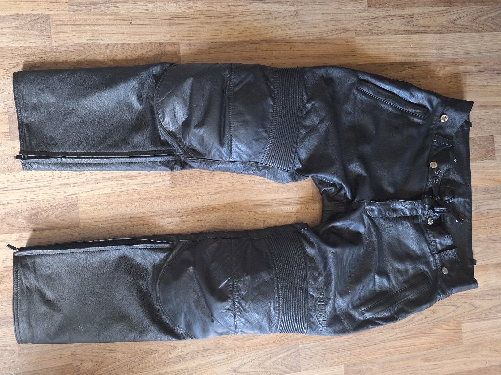 triumph lederen broek maat waist 36/46 leg regular, Motoren, Ophalen, Broek | leer, Heren, Triumph