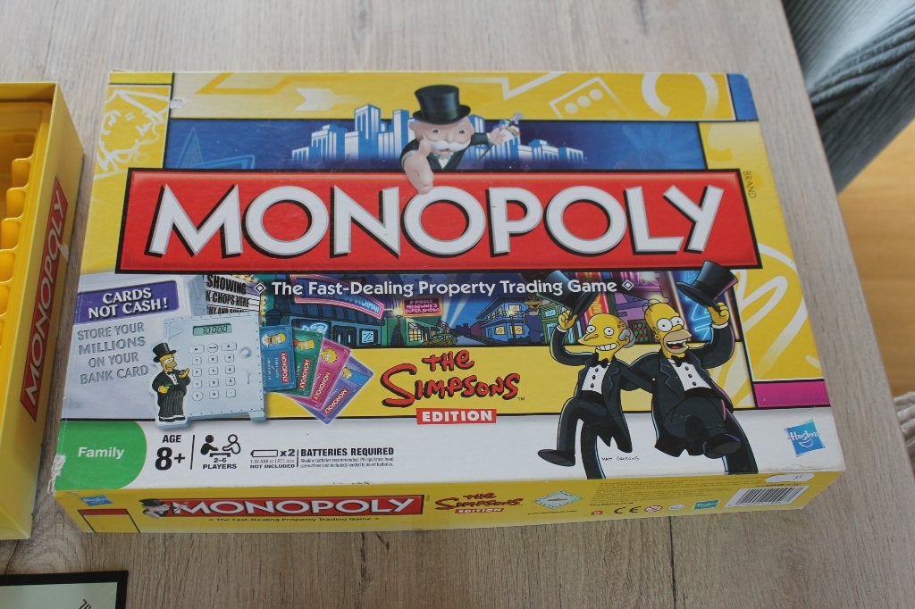 verschillende speciale monopoly's, Hobby en Vrije tijd, Vijf spelers of meer, Ophalen of Verzenden, Zo goed als nieuw, Parker