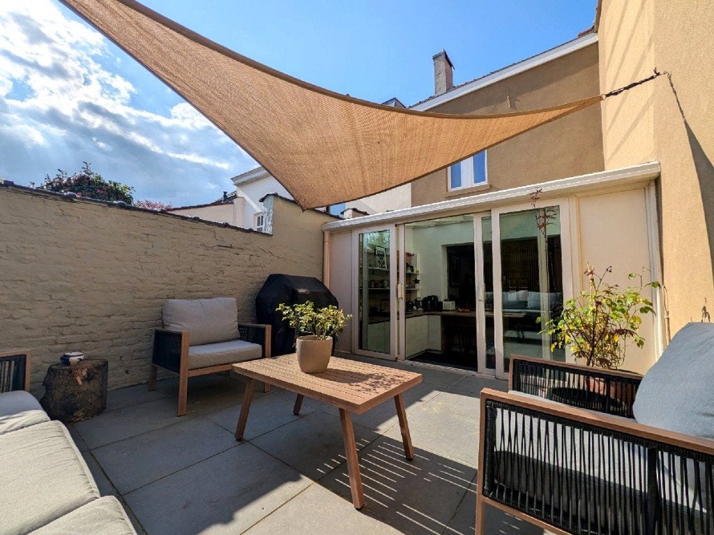 Maison de charme dans le coin du balai, Immo, Maisons à vendre, Bruxelles, Maison 2 façades, 120 m², 2 pièces