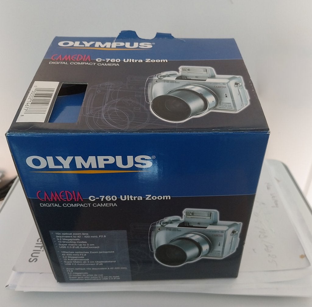 zoom ultra numérique Olympus compact C760, 8 fois ou plus, Appareil photo compact, Batterie, Comme neuf