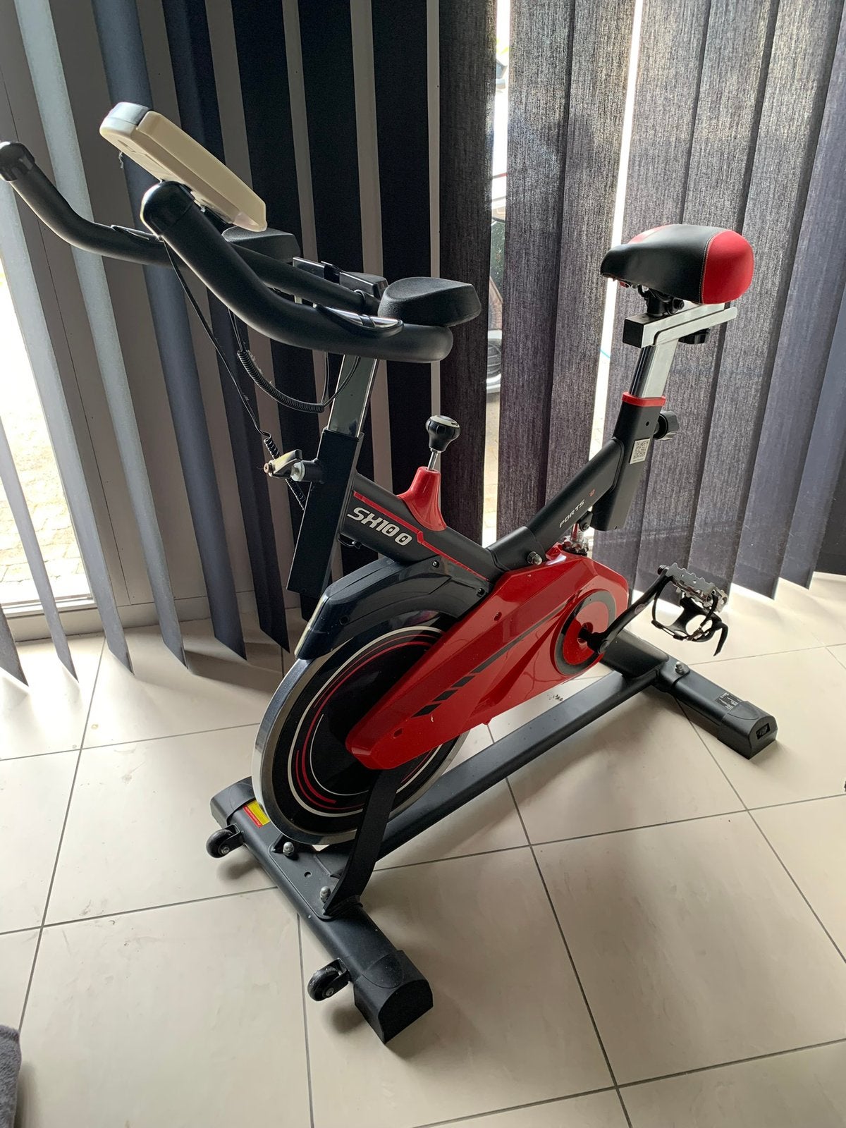 Hometrainer, Sports & Fitness, Enlèvement, Comme neuf, Vélo d'appartement