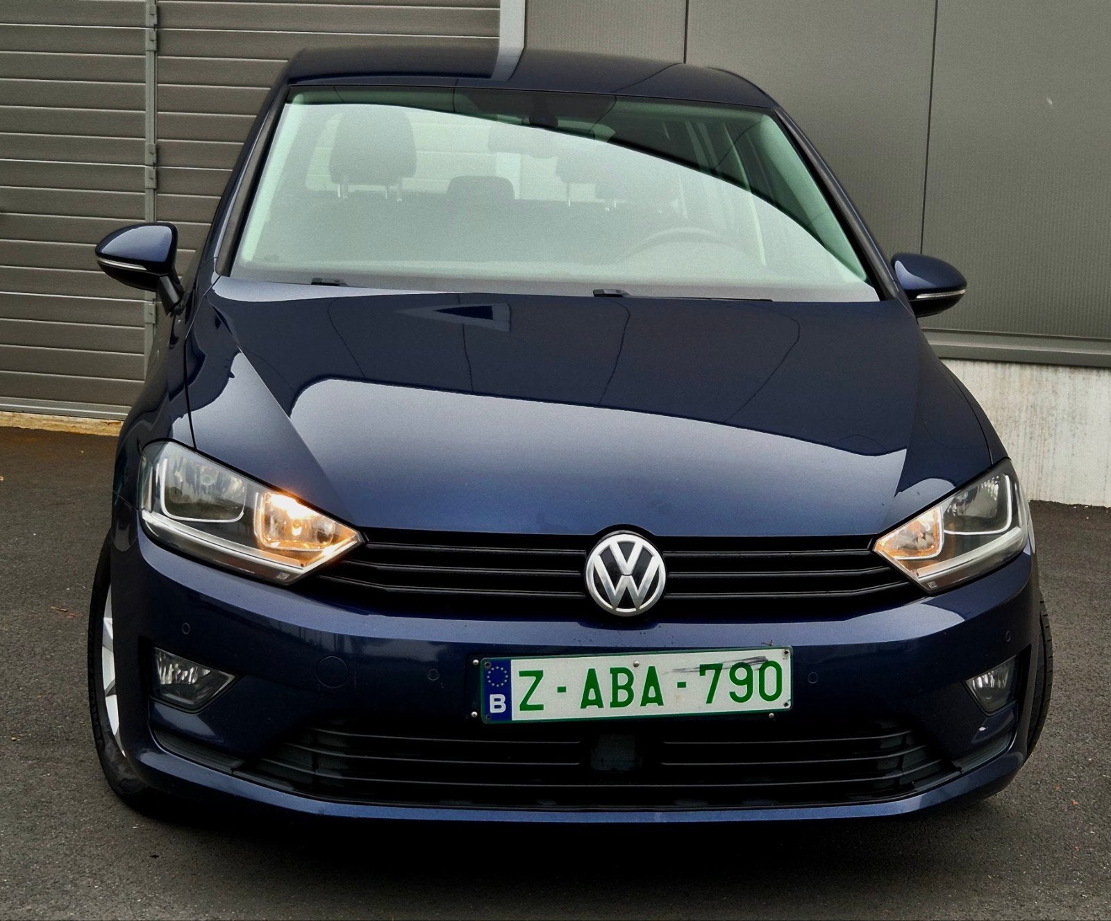vw golf 7  sportsvanvan  2015///1.6Diesel euro 6B, Voorwielaandrijving, Stof, 4 cilinders, Blauw