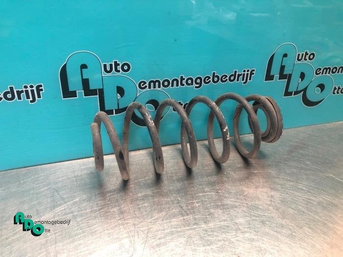 Schroefveer achter van een Fiat Bravo (Bravo 07-), Gebruikt, -, -, Ophalen of Verzenden