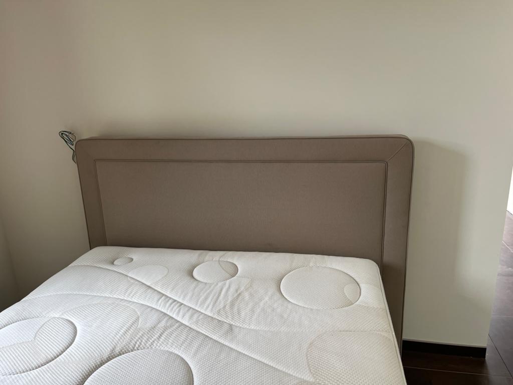 Stoffen bed hoofdeinde 220 x 150 x 12cm, Ophalen, Zo goed als nieuw, Beige, Stof