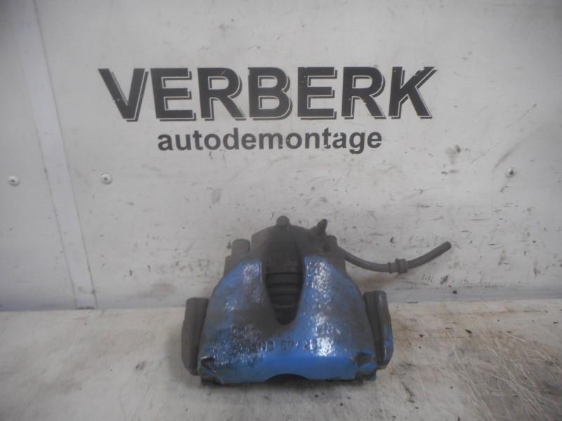 ETRIER DE FREIN AVANT GAUCHE Opel Zafira (F75) (FN357), Utilisé, Opel