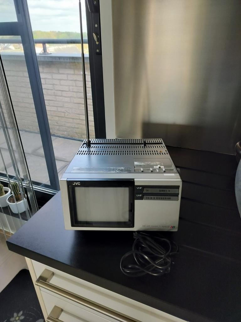 Tv vintage 198O JVC, Audio, Tv en Foto, Televisies, Ophalen